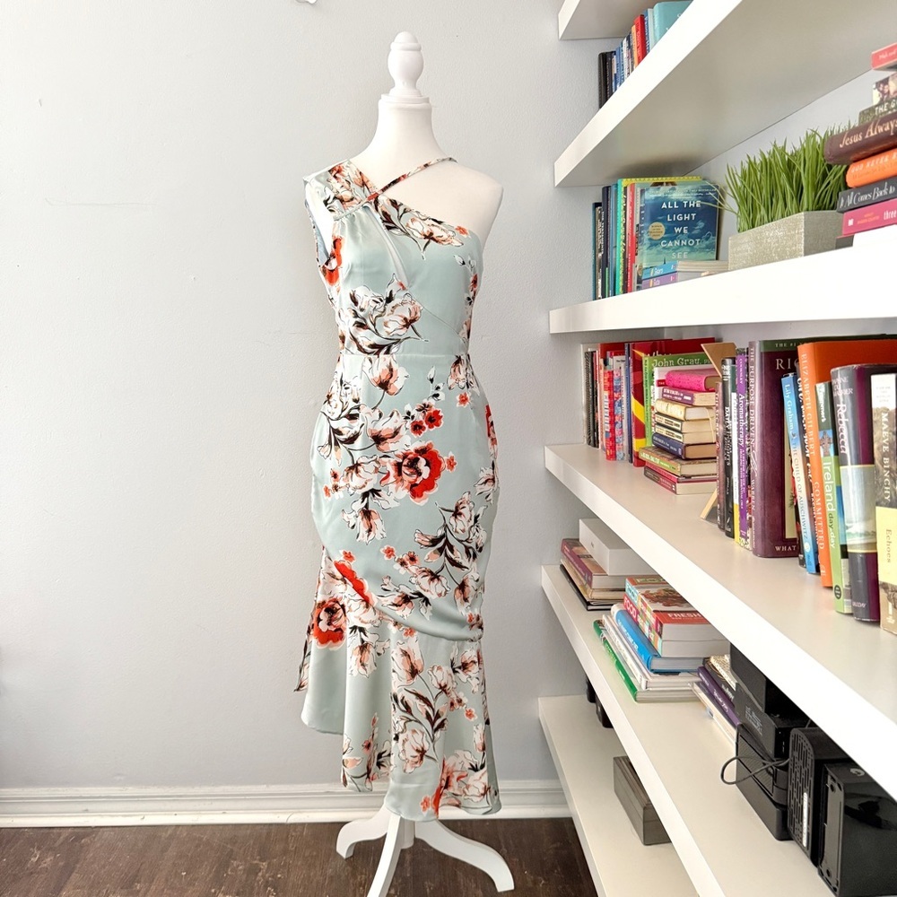 Lavish Alice One Shoulder Cut Out Asymmetric Midi Dress In Floral Print sz 4 - Picture 5 of 16